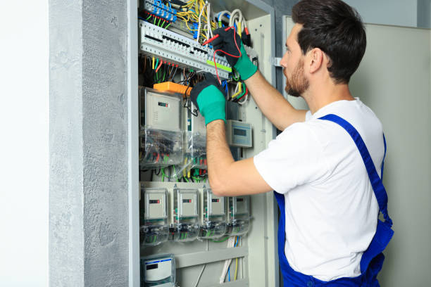 Electrical Outlet Repair in Hickory Hills, IL